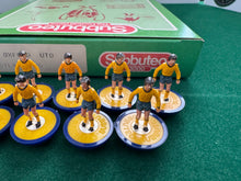 Load image into Gallery viewer, Subbuteo LW Oxford Ref 622
