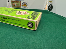 Load image into Gallery viewer, Subbuteo HW Team Leeds Ref 21
