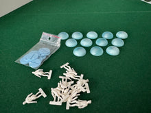 Load image into Gallery viewer, Colpani Modern Subbuteo LW Bases and Upaint Team
