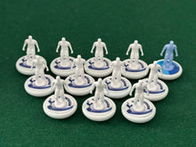 Load image into Gallery viewer, Tottenham Hotspur Team on Sureshot Pro Bases
