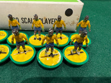 Load image into Gallery viewer, Subbuteo HW Team Brazil Ref 50
