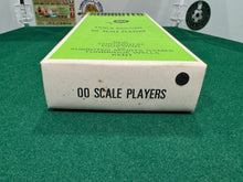 Load image into Gallery viewer, Subbuteo HW Team Leeds Ref 21
