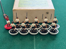Load image into Gallery viewer, Subbuteo OHW Team Darlington Ref 10
