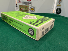 Load image into Gallery viewer, Subbuteo HW Team Hearts Ref 27
