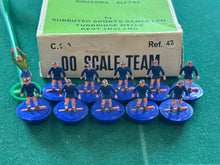 Load image into Gallery viewer, Subbuteo HW Team Chelsea Ref 42
