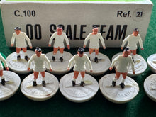 Load image into Gallery viewer, Subbuteo HW Team Leeds Ref 21
