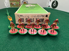 Load image into Gallery viewer, Subbuteo HW Team Wales Named Box
