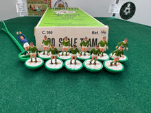 Load image into Gallery viewer, Subbuteo HW Team Red Star Ref 146
