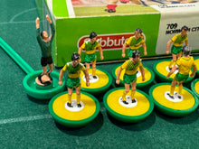 Load image into Gallery viewer, Subbuteo LW Norwich Ref 709
