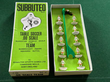 Load image into Gallery viewer, Subbuteo HW Team Leeds Ref 21
