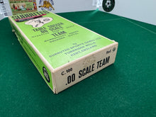 Load image into Gallery viewer, Subbuteo HW Team Watford Ref 6
