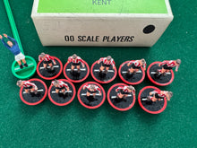 Load image into Gallery viewer, Subbuteo HW Team Southampton Ref 9
