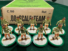 Load image into Gallery viewer, Subbuteo HW Team Celtic Ref 25
