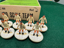 Load image into Gallery viewer, Subbuteo HW Team Leeds Ref 21
