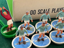 Load image into Gallery viewer, Subbuteo HW Team Manchester City Ref 5
