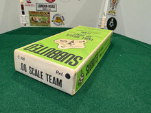 Load image into Gallery viewer, Subbuteo HW Team Manchester City Ref 5
