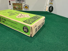 Load image into Gallery viewer, Subbuteo HW Team Manchester City Ref 5
