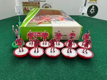 Load image into Gallery viewer, Subbuteo LW England 2nd Ref 720
