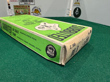 Load image into Gallery viewer, Subbuteo HW Team Wolverhampton Wanderers Ref 77
