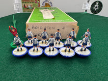 Load image into Gallery viewer, Subbuteo HW Team Brighton Ref 51
