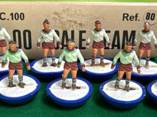 Load image into Gallery viewer, Subbuteo HW Team Burnley 2nd Ref 80
