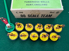 Load image into Gallery viewer, Subbuteo HW Team Watford Ref 6
