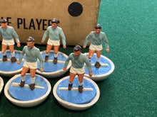Load image into Gallery viewer, Subbuteo HW Team Manchester City Ref 5
