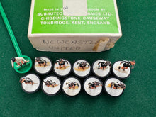 Load image into Gallery viewer, Subbuteo HW Team Newcastle United Ref 8
