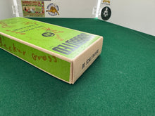 Load image into Gallery viewer, Subbuteo HW Team Grasshopper Club Ref 108
