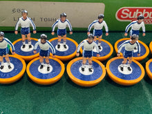 Load image into Gallery viewer, Subbuteo LW Luton Town Ref 602
