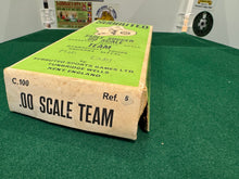 Load image into Gallery viewer, Subbuteo HW Team Manchester City Ref 5
