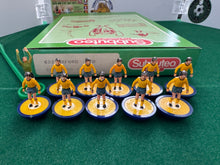 Load image into Gallery viewer, Subbuteo LW Oxford Ref 622
