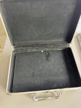 Load image into Gallery viewer, Subbuteo Team Carry Box

