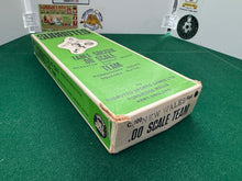 Load image into Gallery viewer, Subbuteo HW Team Wales Named Box
