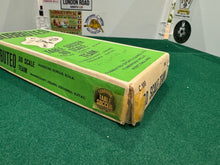 Load image into Gallery viewer, Subbuteo HW Team Hibernian Ref 45
