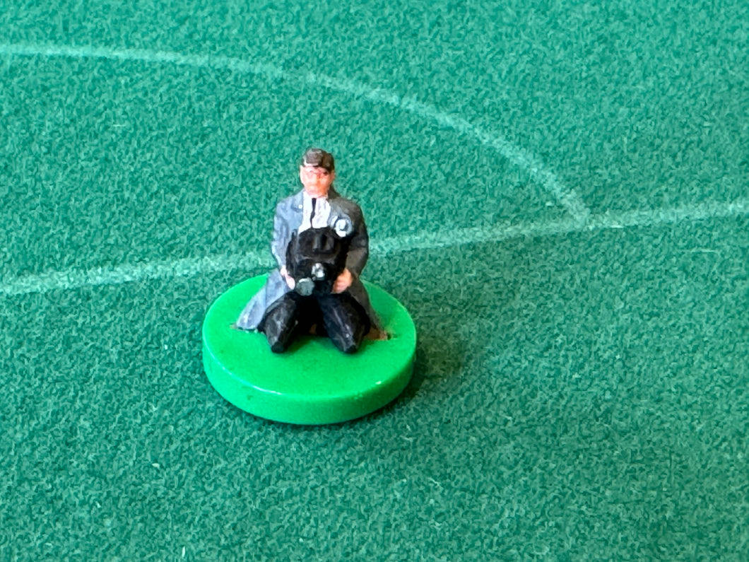 Subbuteo Photographer (Grey)