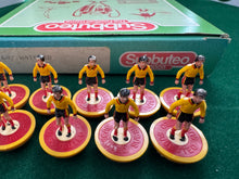Load image into Gallery viewer, Subbuteo LW Watford Ref 687
