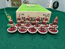 Load image into Gallery viewer, Subbuteo HW Team Hearts Ref 27
