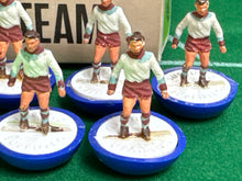 Load image into Gallery viewer, Subbuteo HW Team Burnley 2nd Ref 80
