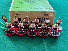 Load image into Gallery viewer, Subbuteo HW Team Southampton Ref 9
