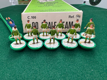 Load image into Gallery viewer, Subbuteo HW Team Red Star Ref 146
