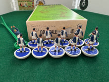 Load image into Gallery viewer, Subbuteo HW Team Grasshopper Club Ref 108
