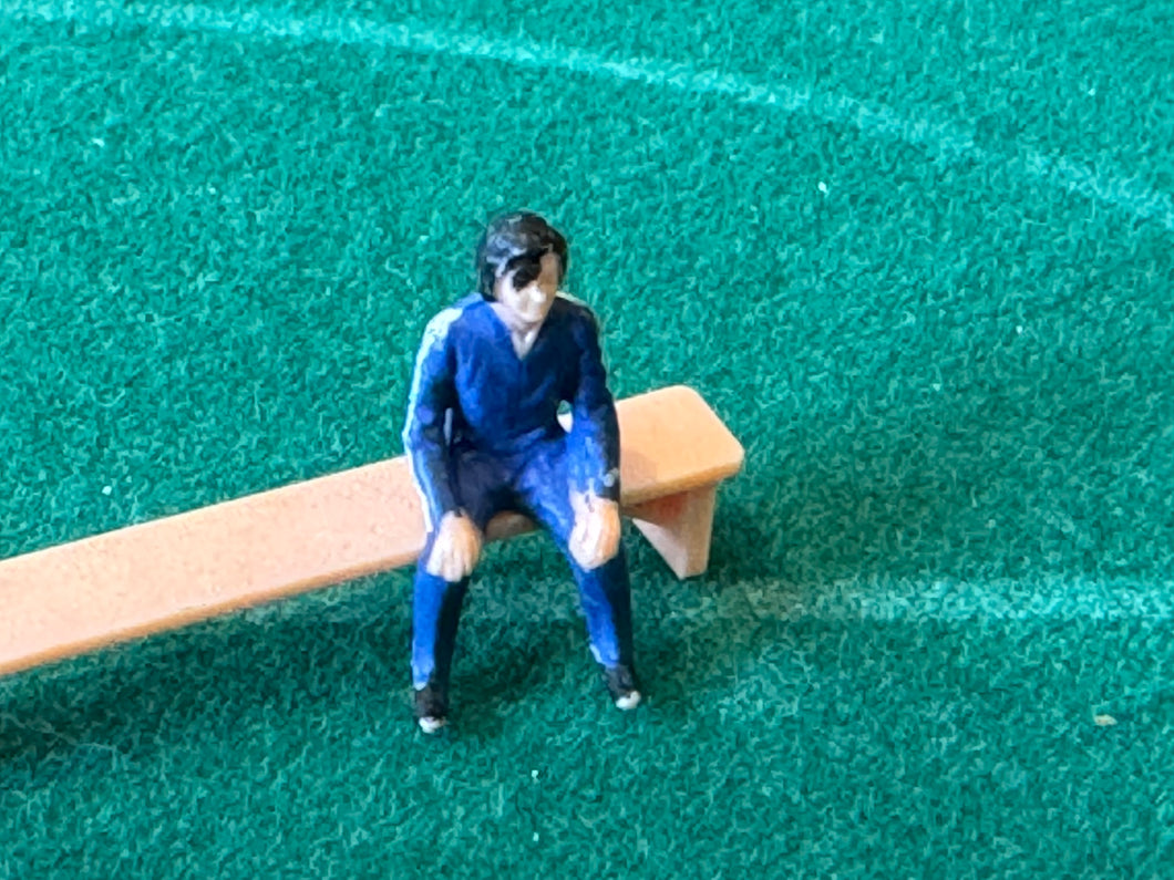 Subbuteo Dugout Figure Blue Sitting