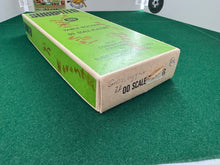 Load image into Gallery viewer, Subbuteo HW Team Grasshopper Club Ref 108

