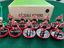 Load image into Gallery viewer, Subbuteo HW Team Southampton Ref 9
