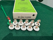 Load image into Gallery viewer, Subbuteo HW Team Leeds Ref 21
