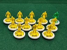 Load image into Gallery viewer, Borussia Dortmund Team on Advantage Pro Bases
