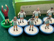 Load image into Gallery viewer, Subbuteo LW HP West Ham 2nd Ref 327
