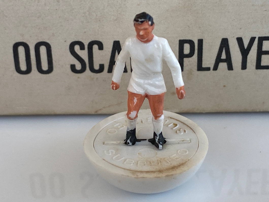 HW Spare Leeds United Ref 21