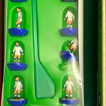 Load image into Gallery viewer, HW Team Leeds United Ref 207 SHRINK WRAPPED
